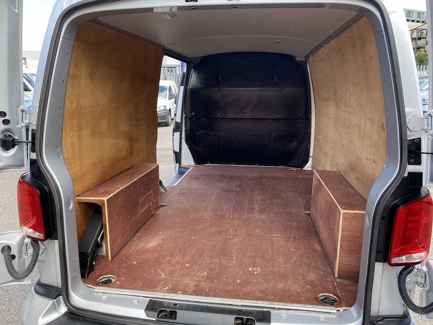 Volkswagen Transporter 2.0TDI (150PS)Eu6 T30 Highline LWB PV