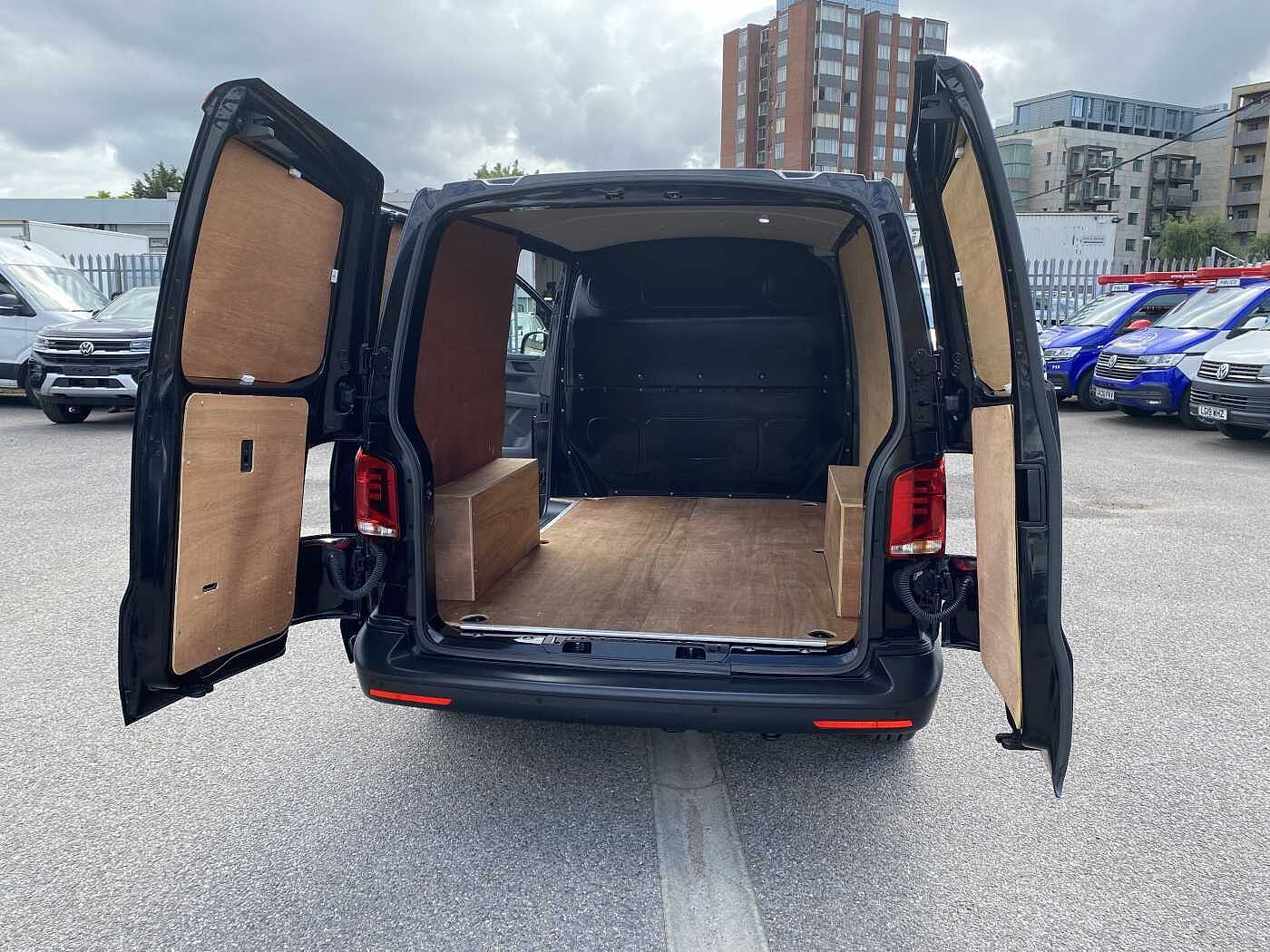 Volkswagen Transporter 2.0TDI 110ps T28 Startline BMT SWB PV
