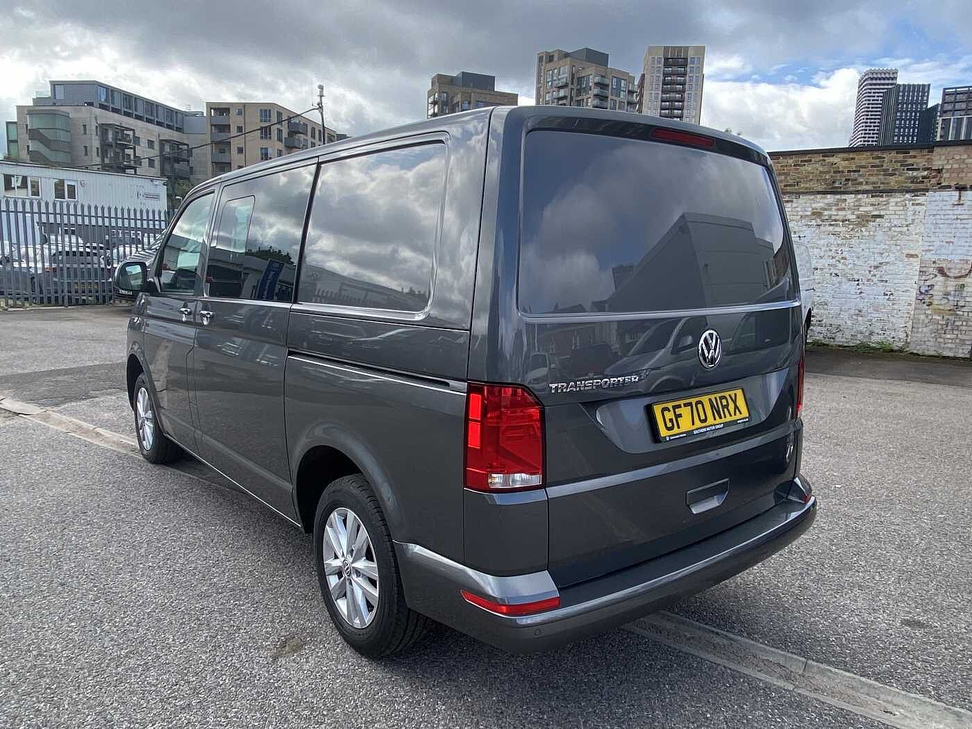 Volkswagen Transporter 2.0TDI 110ps Eu6dT-E T30 Highline SWB