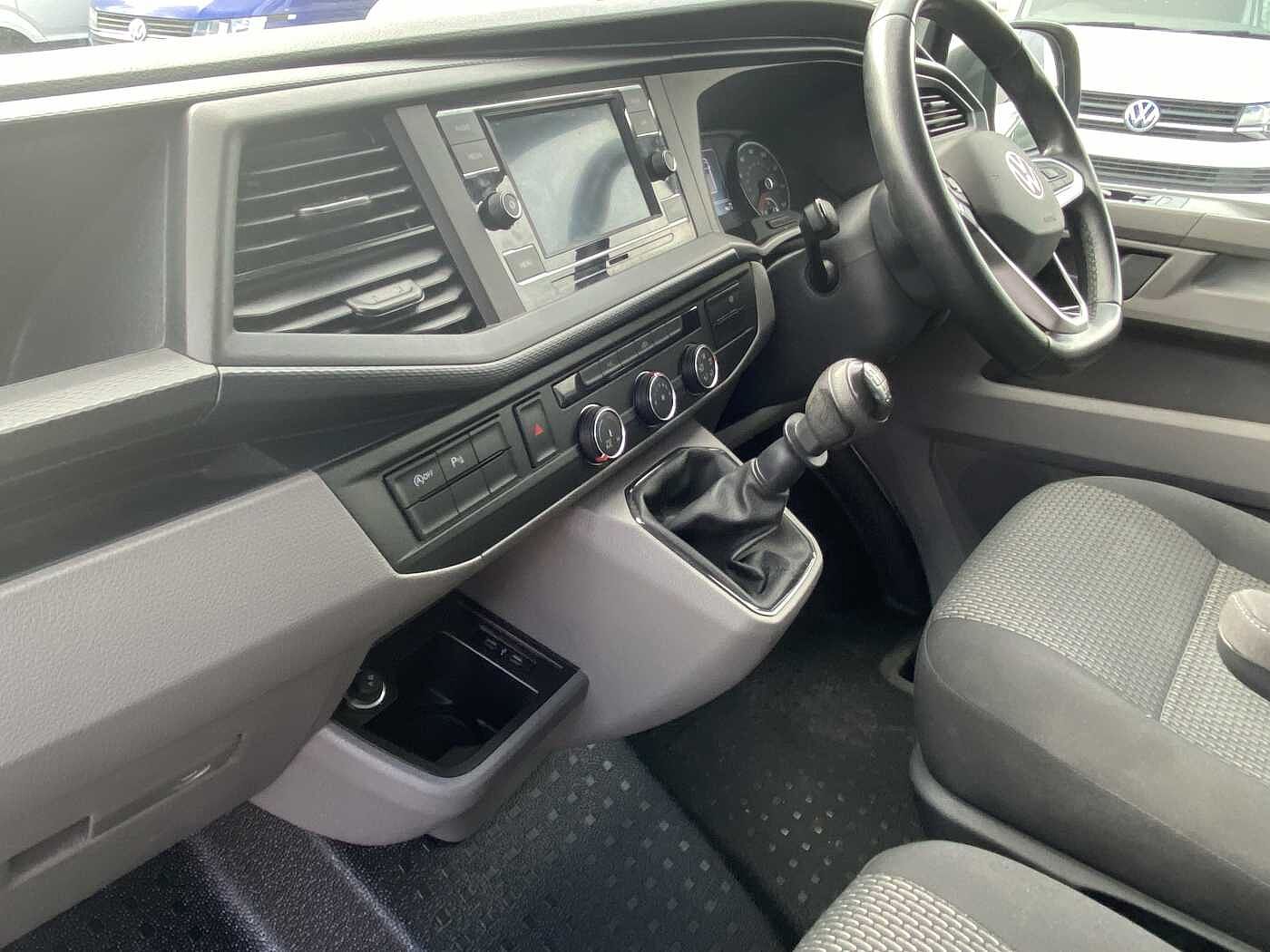 Volkswagen Transporter 2.0TDI 110ps Eu6dT-E T30 Highline SWB