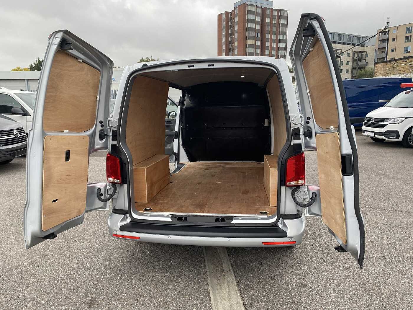 Volkswagen Transporter 2.0TDI (150PS)Eu6 T30 Highline LWB PV