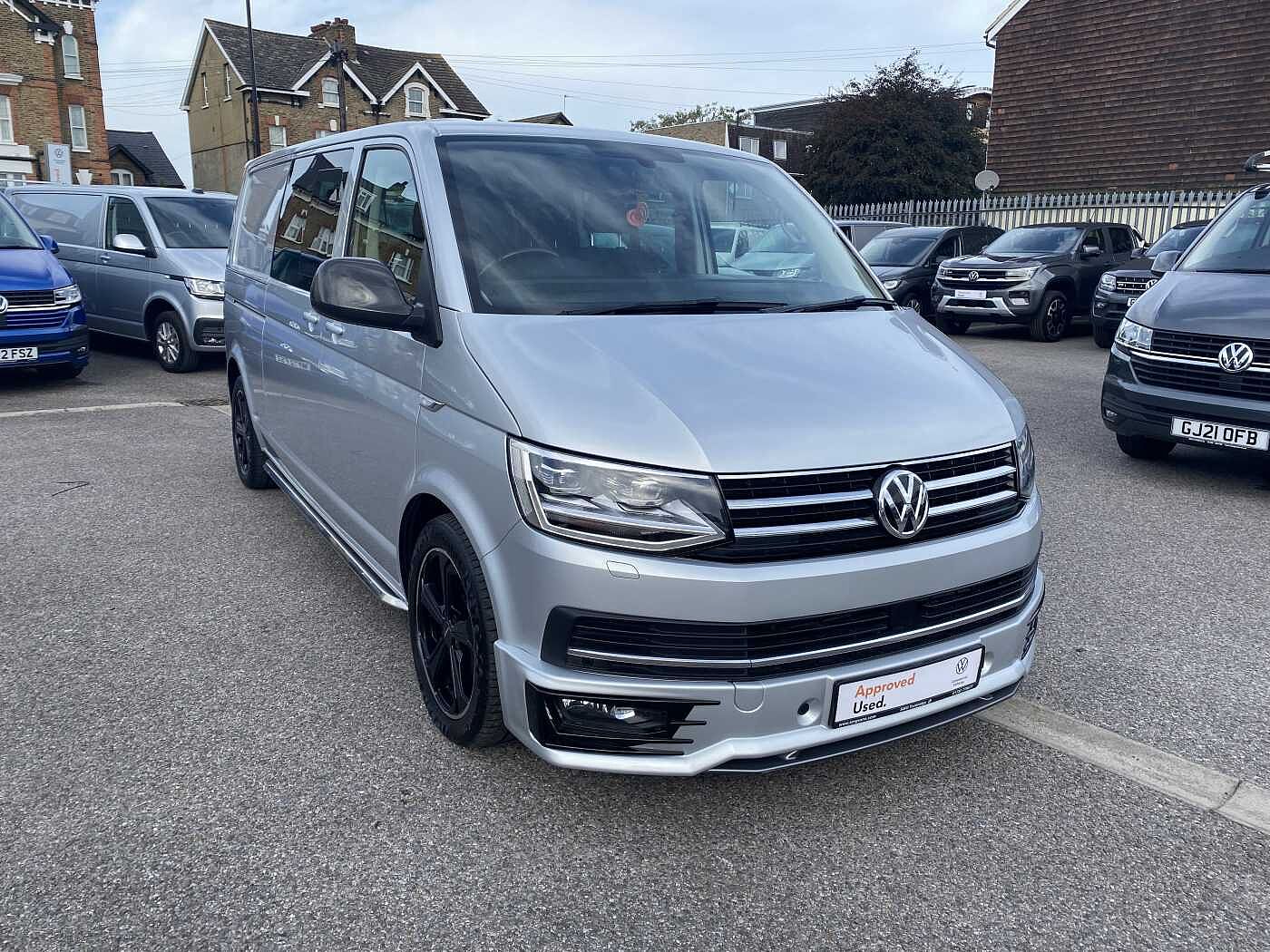 Volkswagen Transporter T32 Lwb Diesel 2.0 BiTDI BMT 204 Sportline Kombi Van DSG
