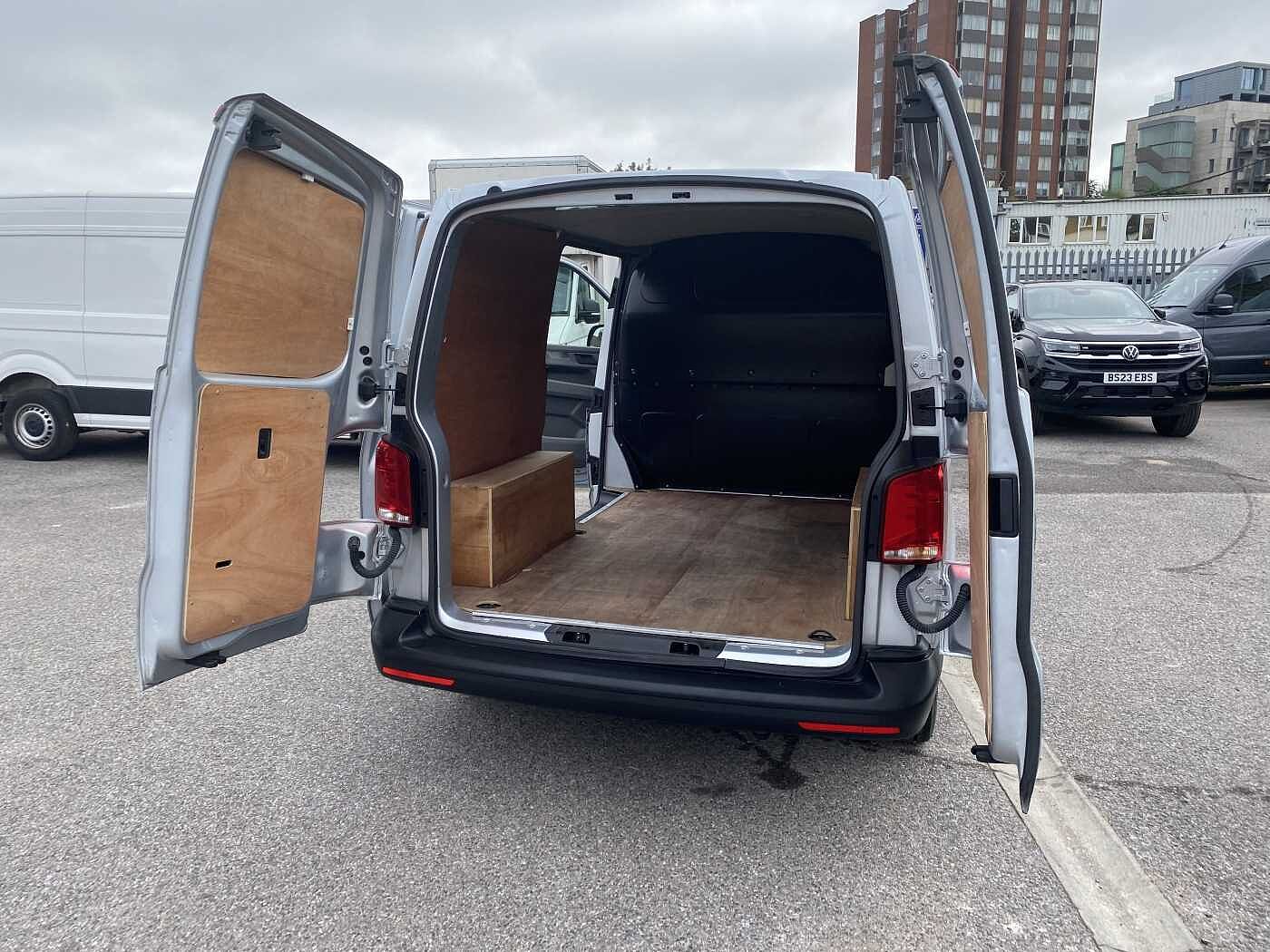 Volkswagen Transporter 2.0TDI 110ps T28 Startline BMT SWB PV