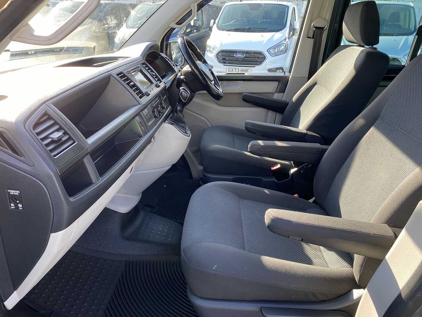 Volkswagen Transporter Kombi 2.0TDI 150 T32 Highline BMT SWB