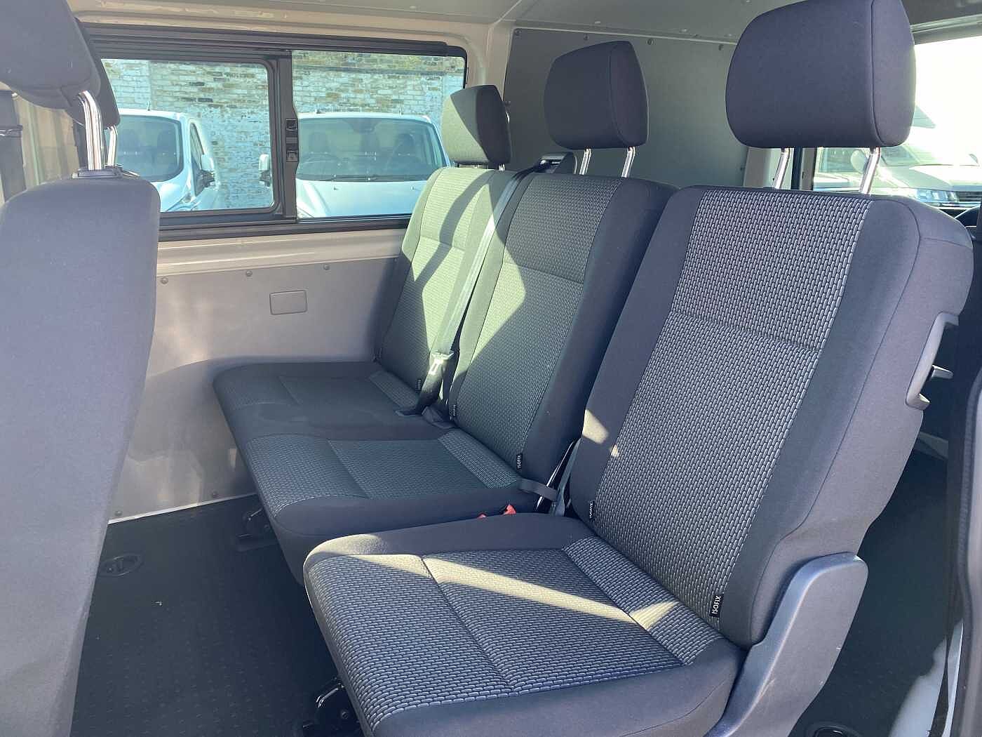Volkswagen Transporter Kombi 2.0TDI 150 EU6T30 HL BMT SWB