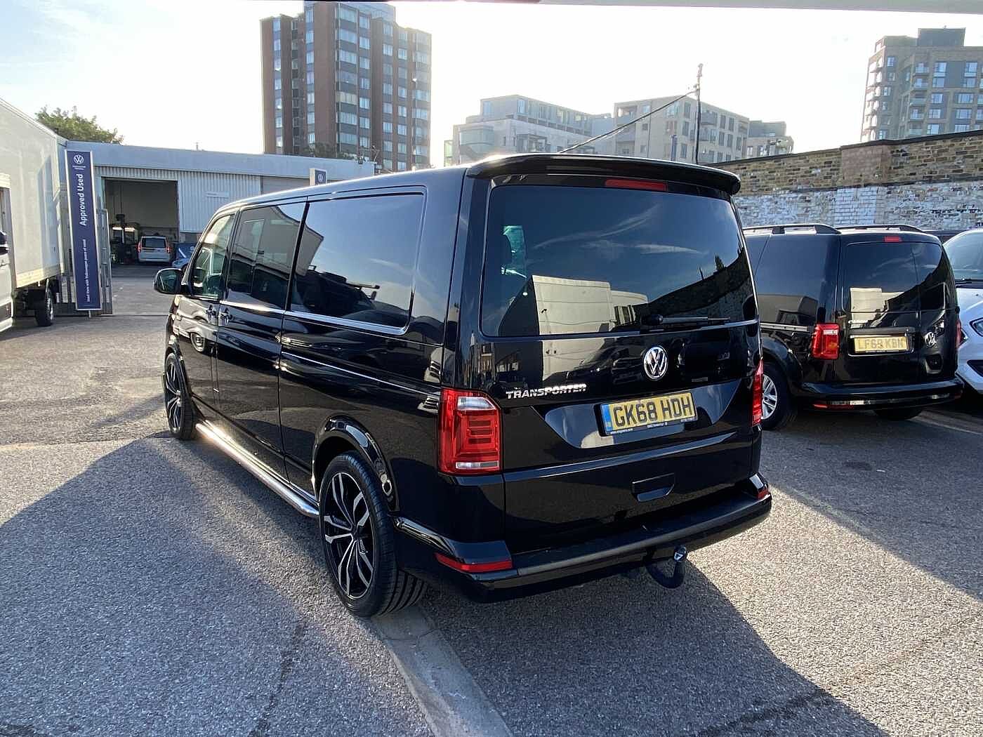 Volkswagen Transporter Kombi 2.0BiTDI 204PS T32 HLBMT LWB DSG