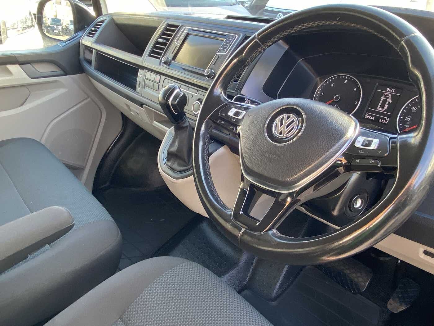 Volkswagen Transporter Kombi 2.0BiTDI 204PS T32 HLBMT LWB DSG
