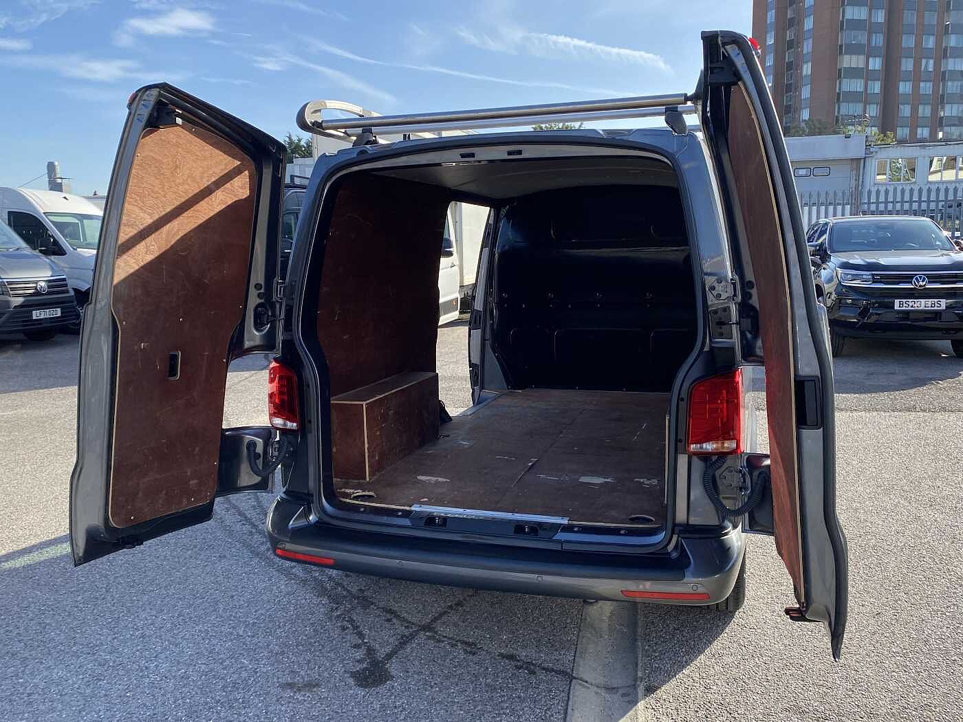 Volkswagen Transporter T30 Lwb Diesel 2.0 TDI 150 Highline Van