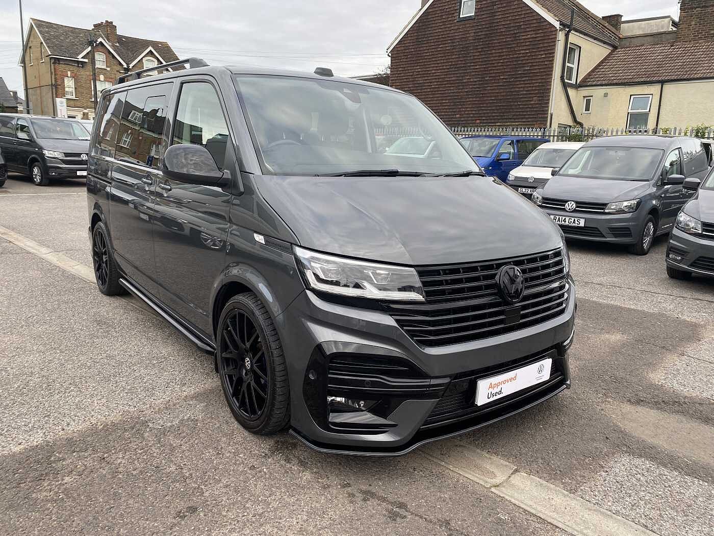 Volkswagen Transporter Kombi 2.0TDI 204PS T32 Highline SWB 4 motion