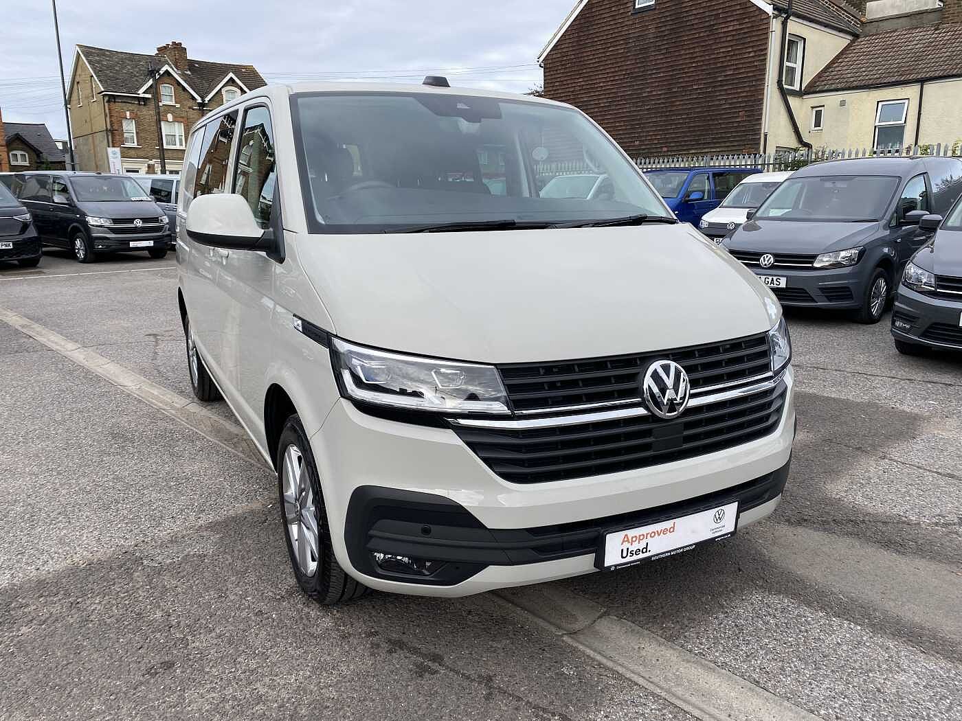 Volkswagen Transporter 2.0TDI 204ps T32 Highline BMT SWB PV D
