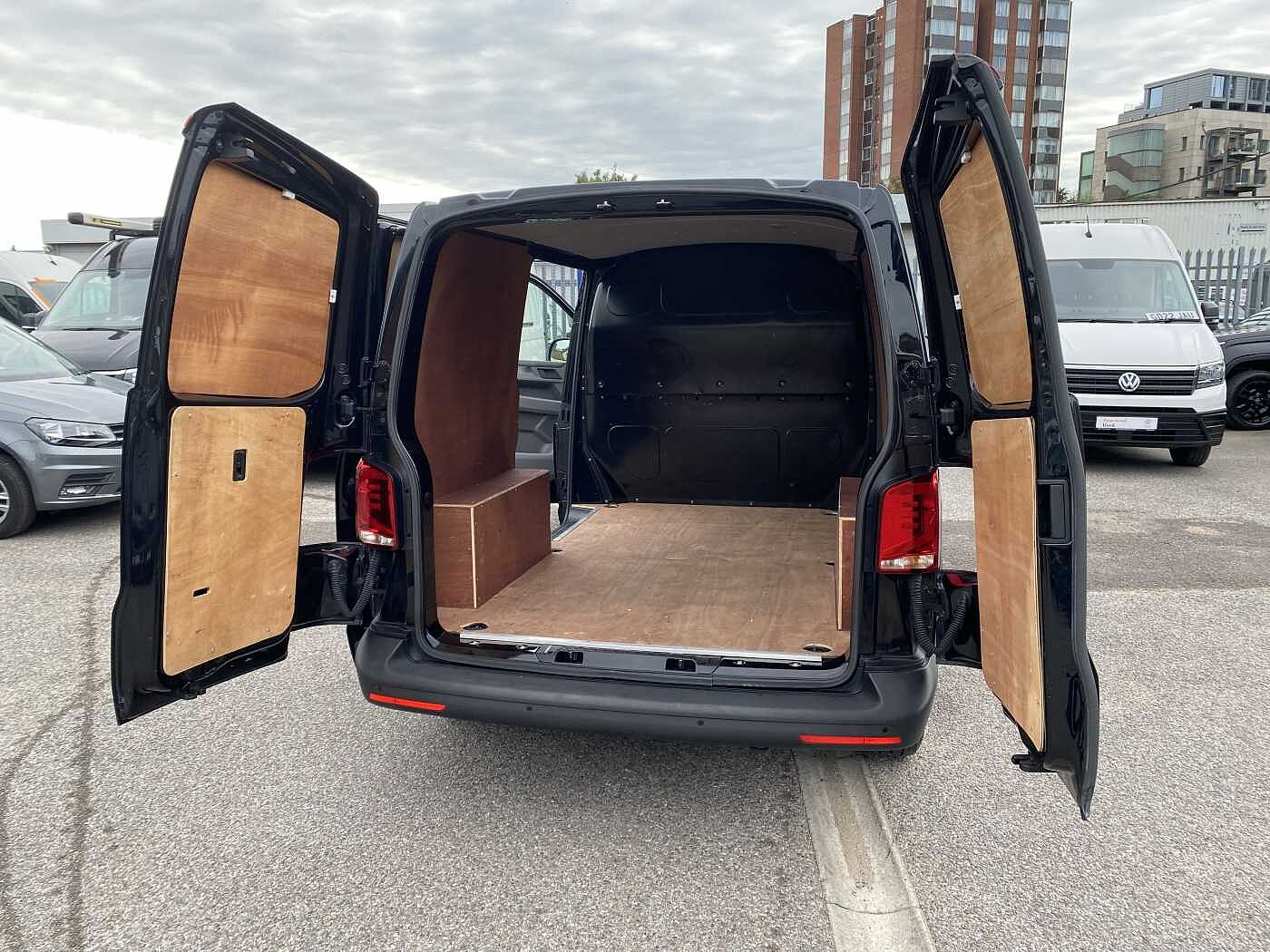 Volkswagen Transporter 2.0TDI 110ps T28 Startline BMT SWB PV