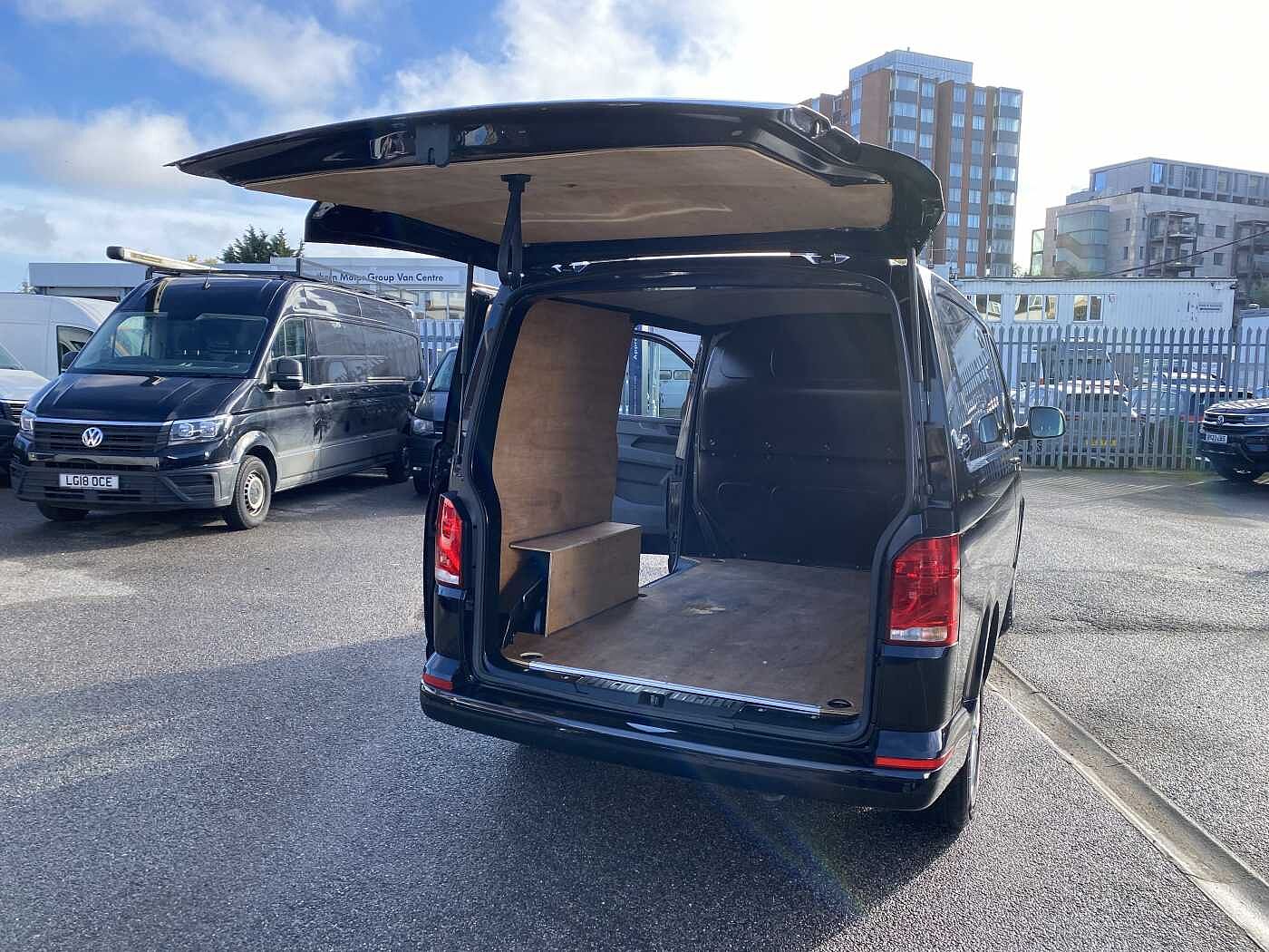 Volkswagen Transporter T28 Swb Diesel 2.0 TDI 110 Highline Van