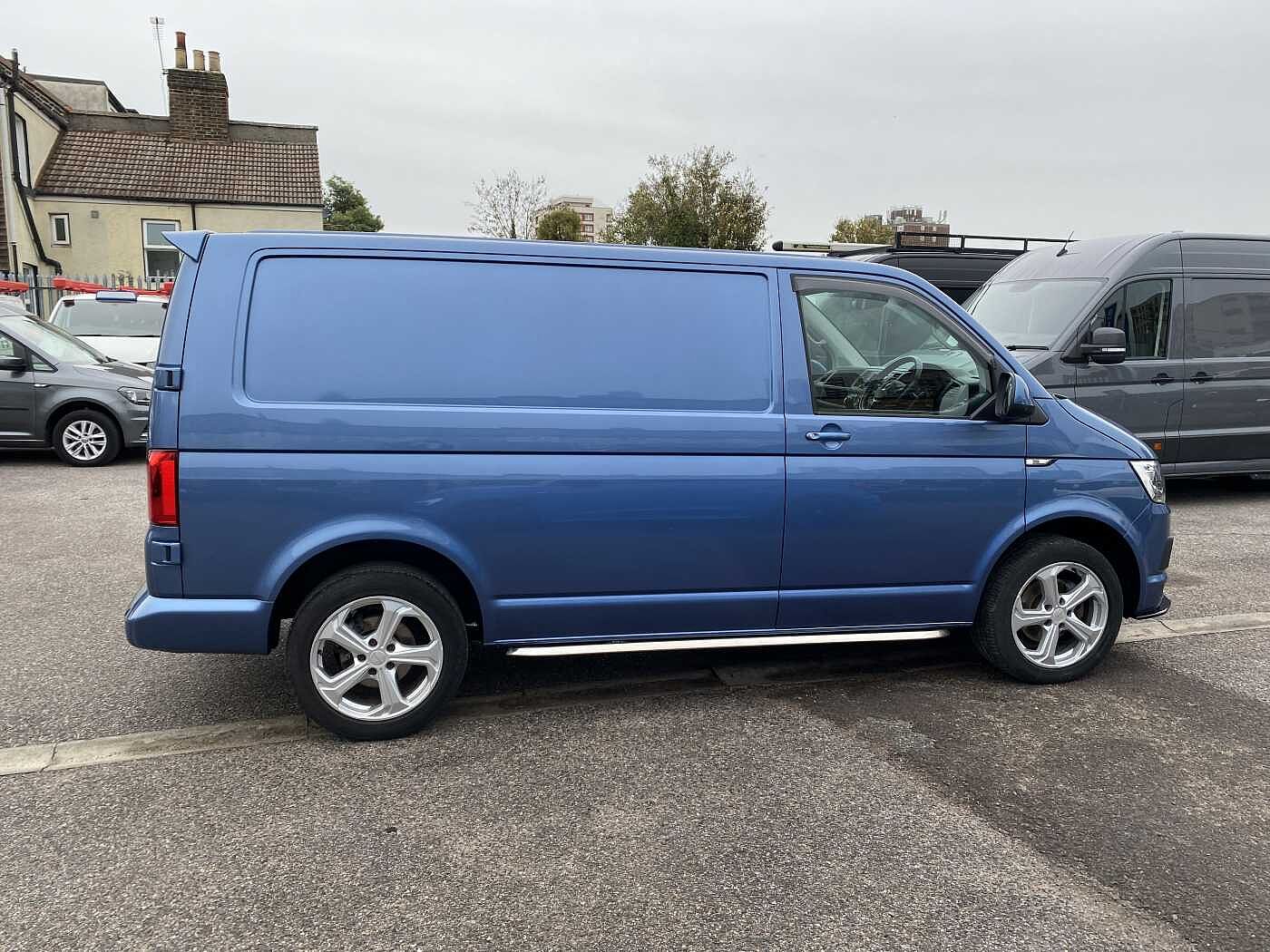 Volkswagen Transporter 2.0TDI 102ps T28 Highline BMT SWB PV