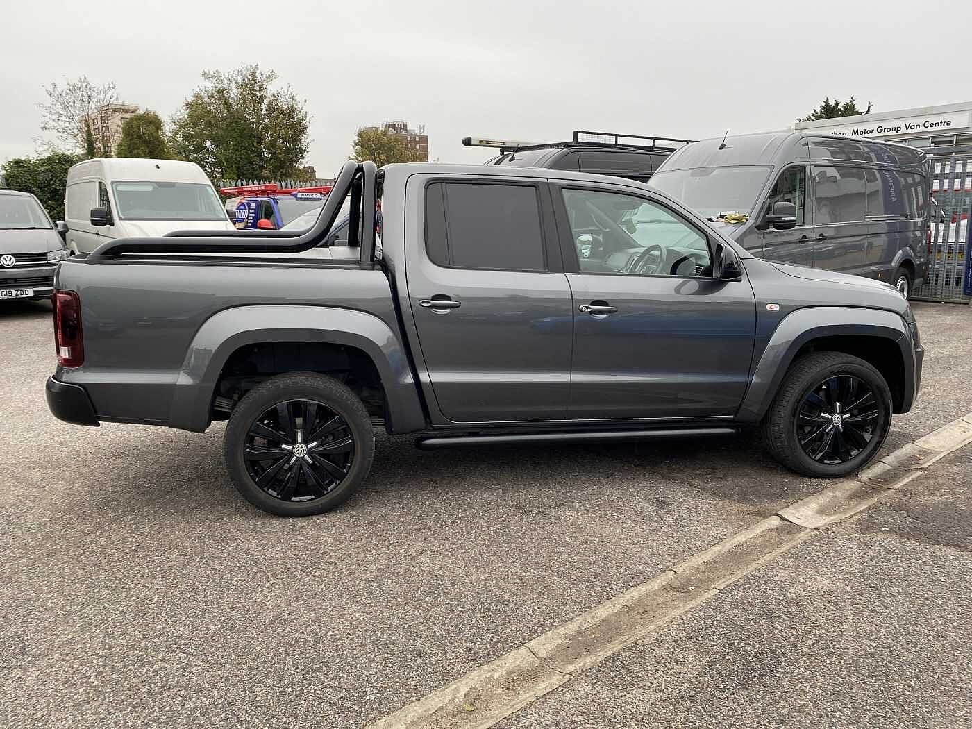 Volkswagen Amarok 3.0TDI V6 (258PS) Eu6dT Black Edition 4M