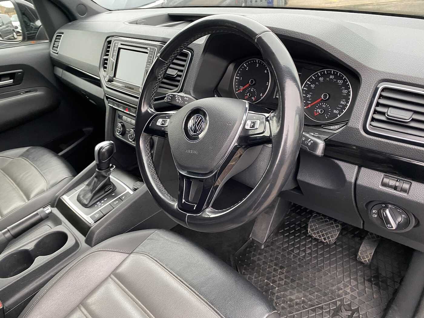 Volkswagen Amarok 3.0TDI V6 (258PS) Eu6dT Black Edition 4M