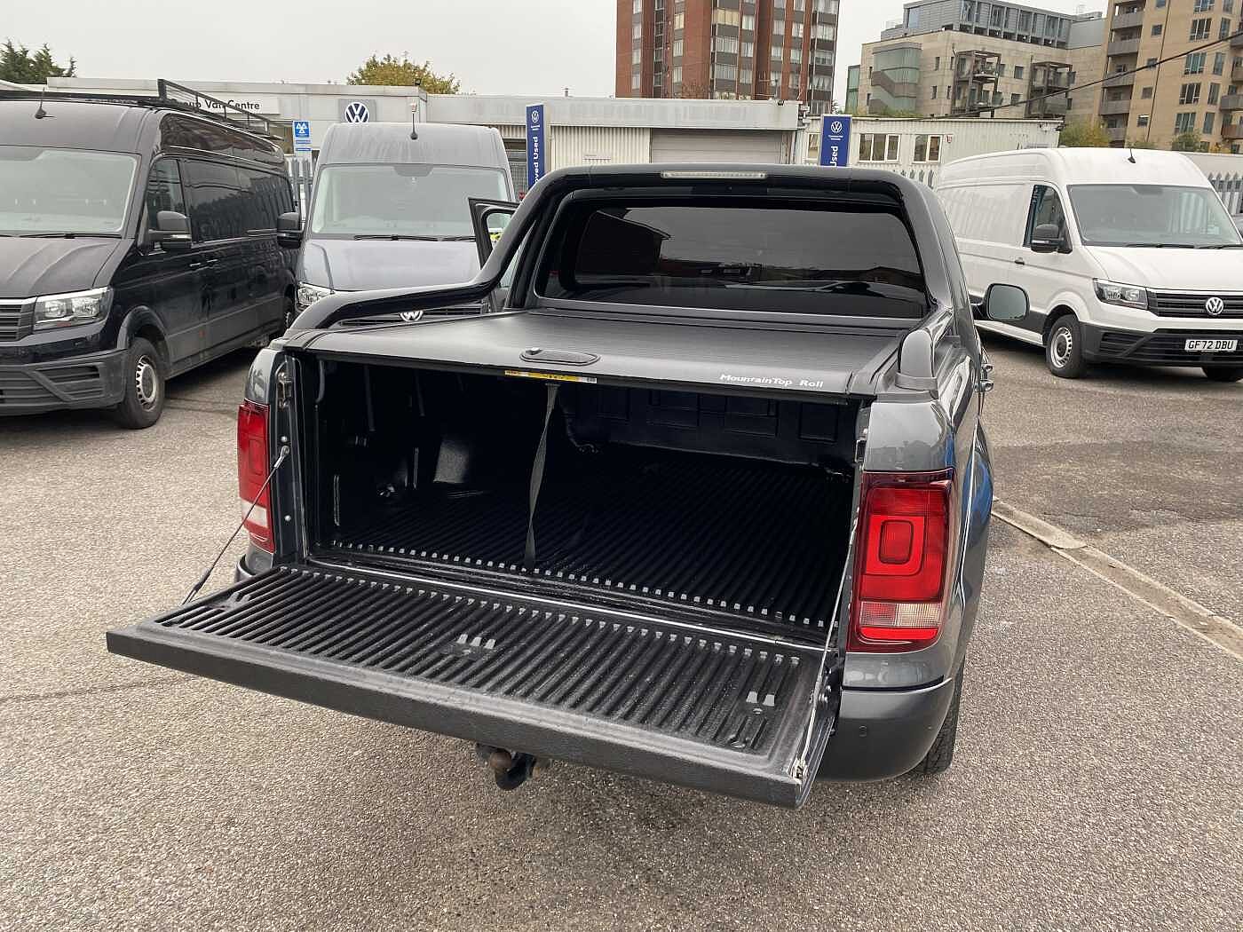 Volkswagen Amarok 3.0TDI V6 (258PS) Eu6dT Black Edition 4M
