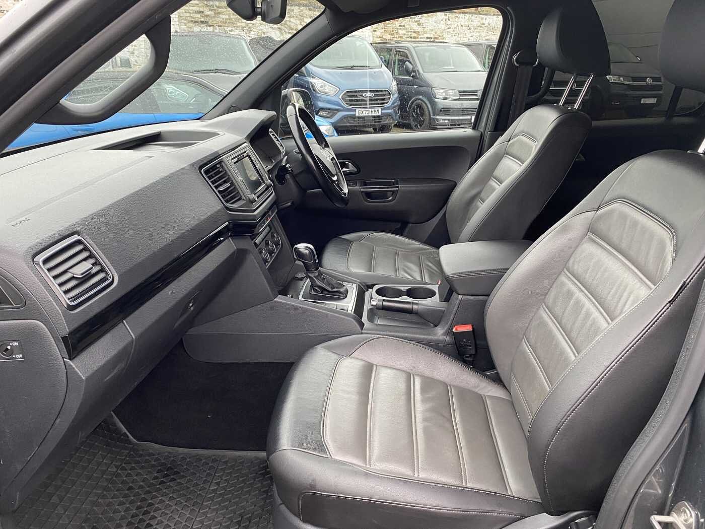 Volkswagen Amarok 3.0TDI V6 (258PS) Eu6dT Black Edition 4M