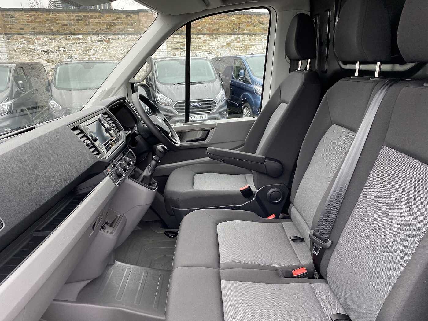 Volkswagen Crafter 2.0TDI (140PS)(Eu6dT-E) CR35 MWB Trendline