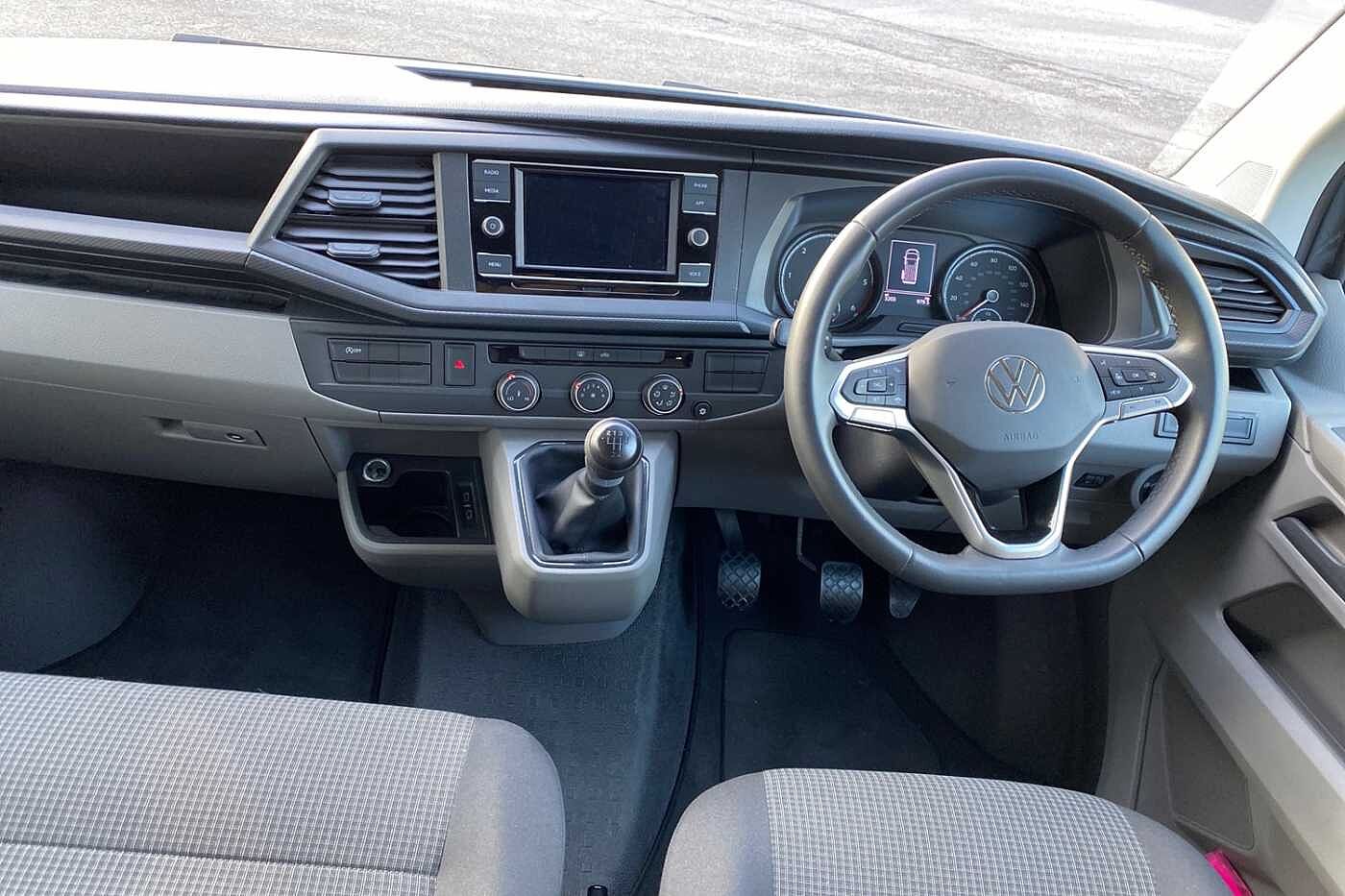 Volkswagen Transporter Campervan 2.0TDI 110ps Euro6 T30 Startline Kombi SWB Aircon
