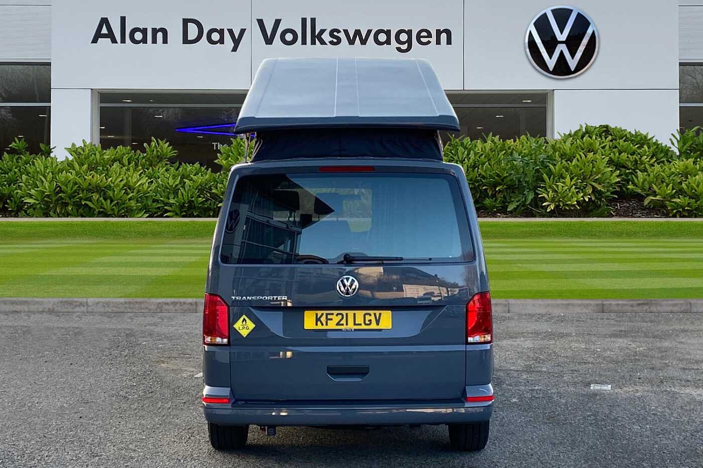 Volkswagen Transporter Campervan 2.0TDI 110ps Euro6 T30 Startline Kombi SWB Aircon