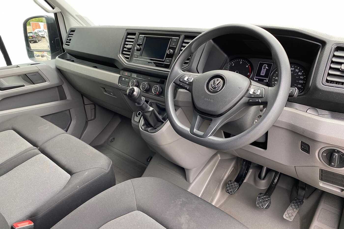 Volkswagen Crafter 2.0TDI 140PS Eu6 CR35 LWB Trendline Business Pack