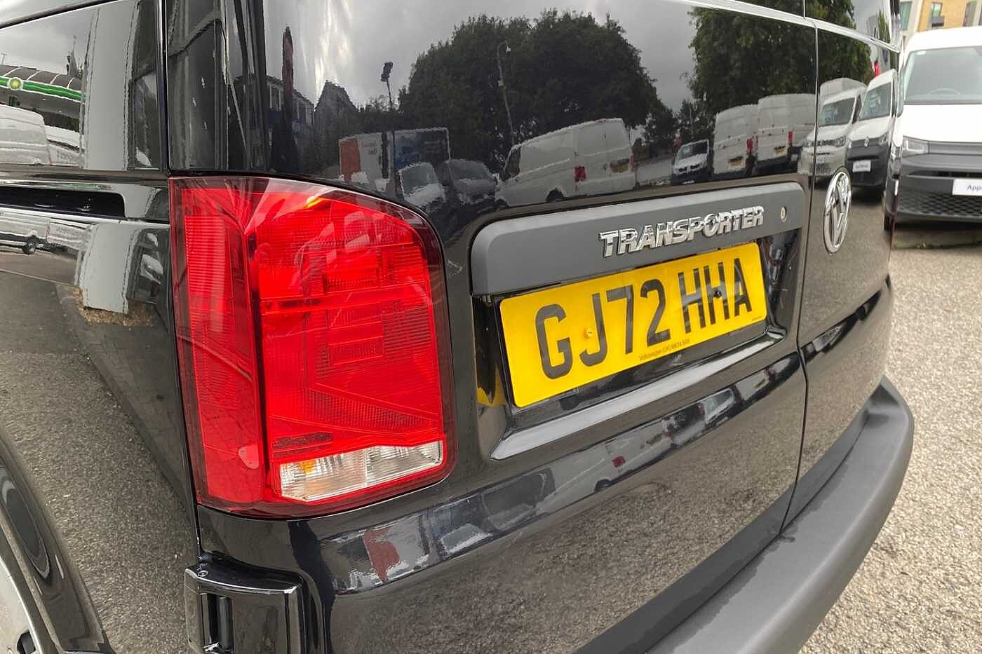 Volkswagen Transporter 2.0TDI 110ps T28 Startline BMT SWB Business Pack