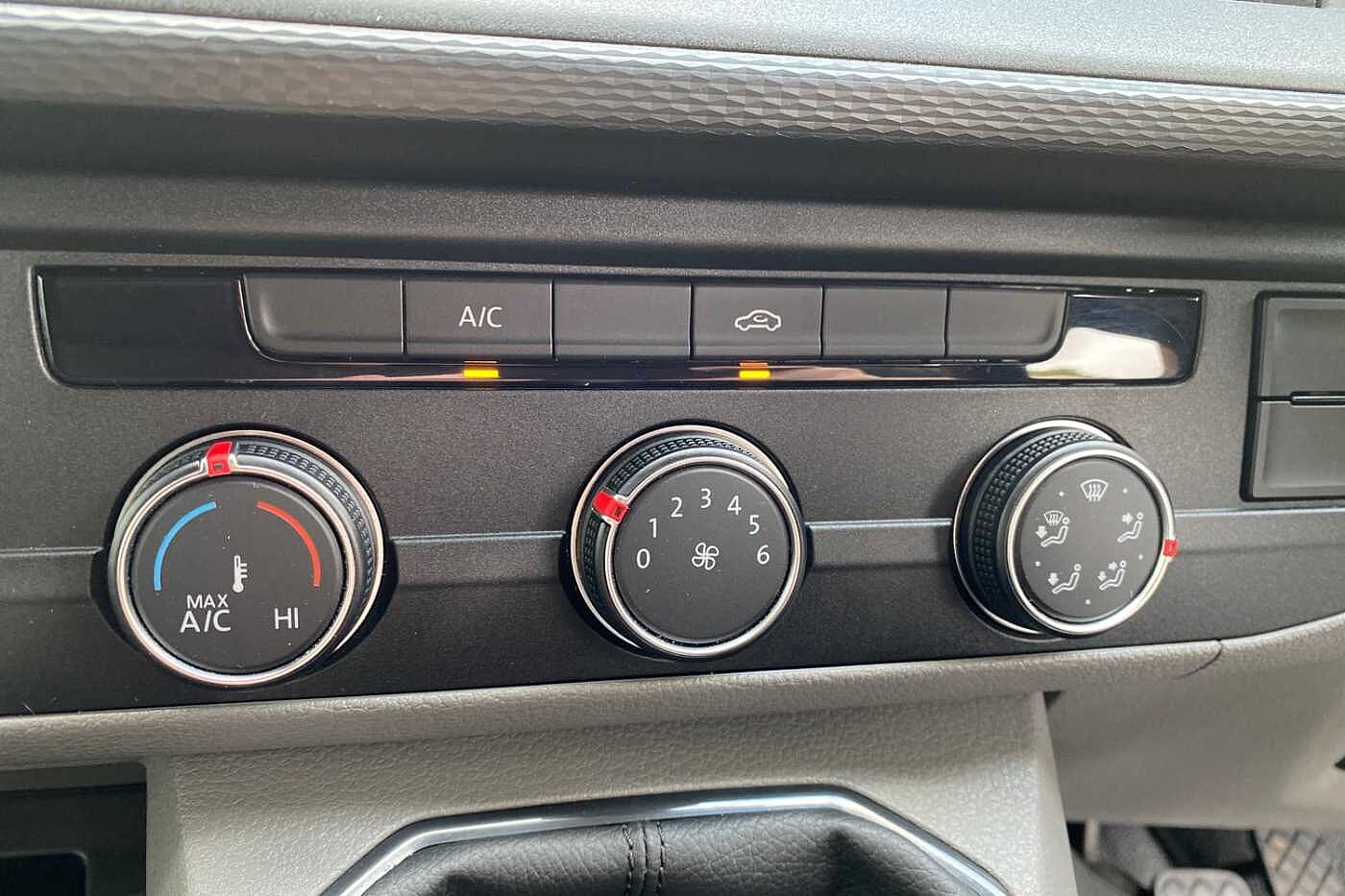 Volkswagen Transporter 2.0TDI 110ps T28 Startline BMT SWB Business Pack