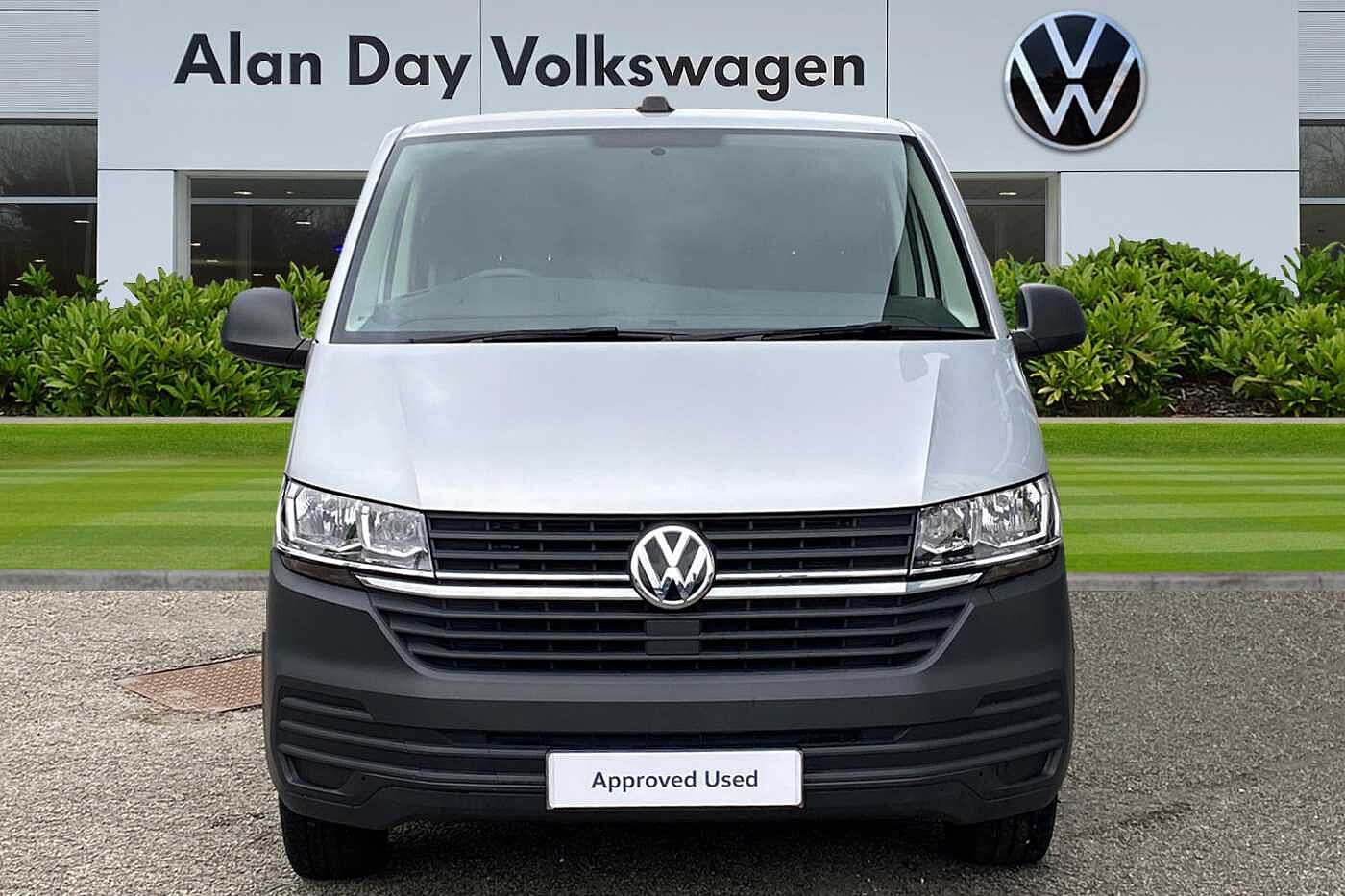 Volkswagen Transporter 2.0TDI 110ps T28 Startline BMT SWB Business Pack