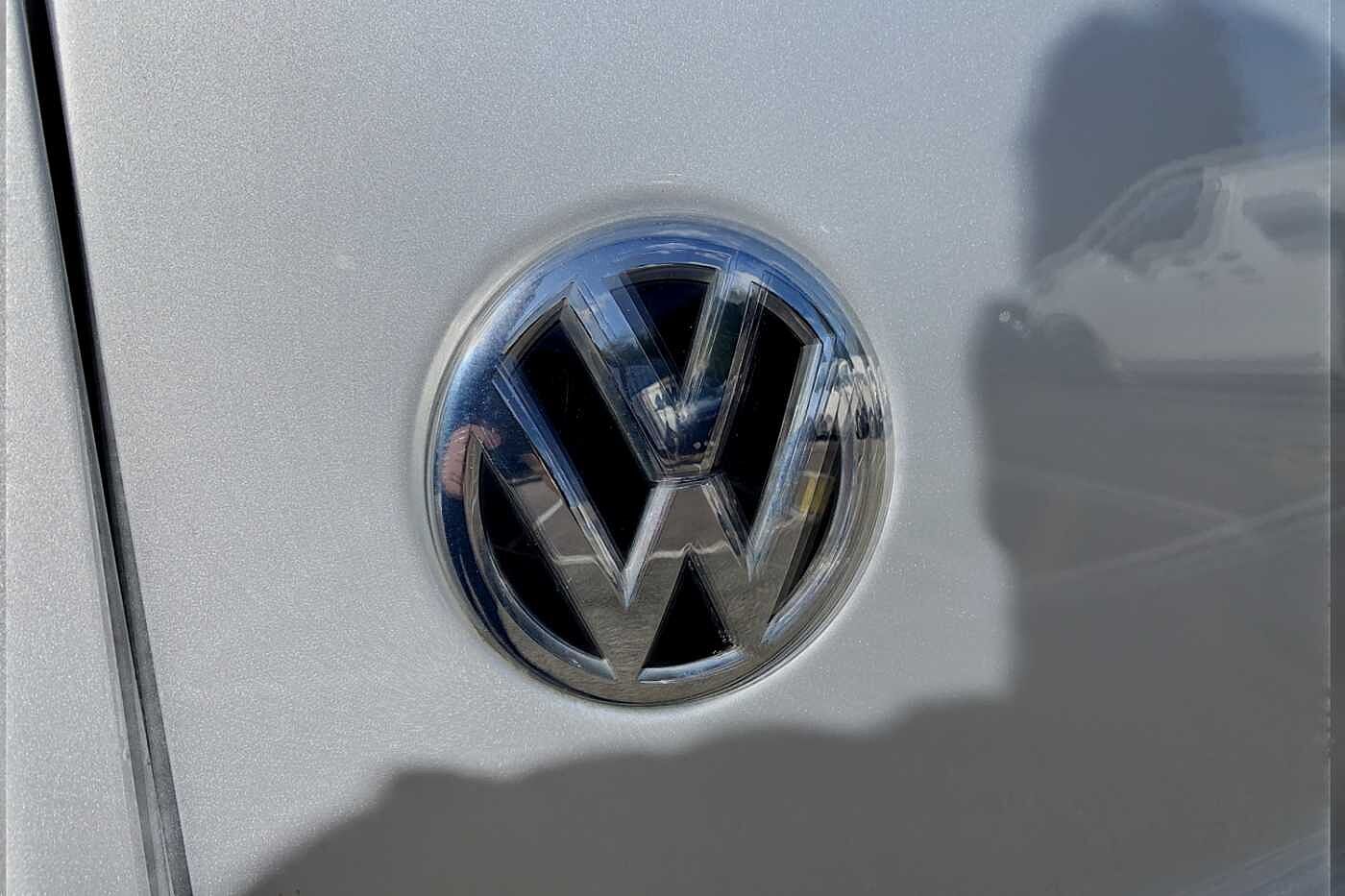 Volkswagen Transporter 2.0TDI 110ps T28 Startline BMT SWB Business Pack
