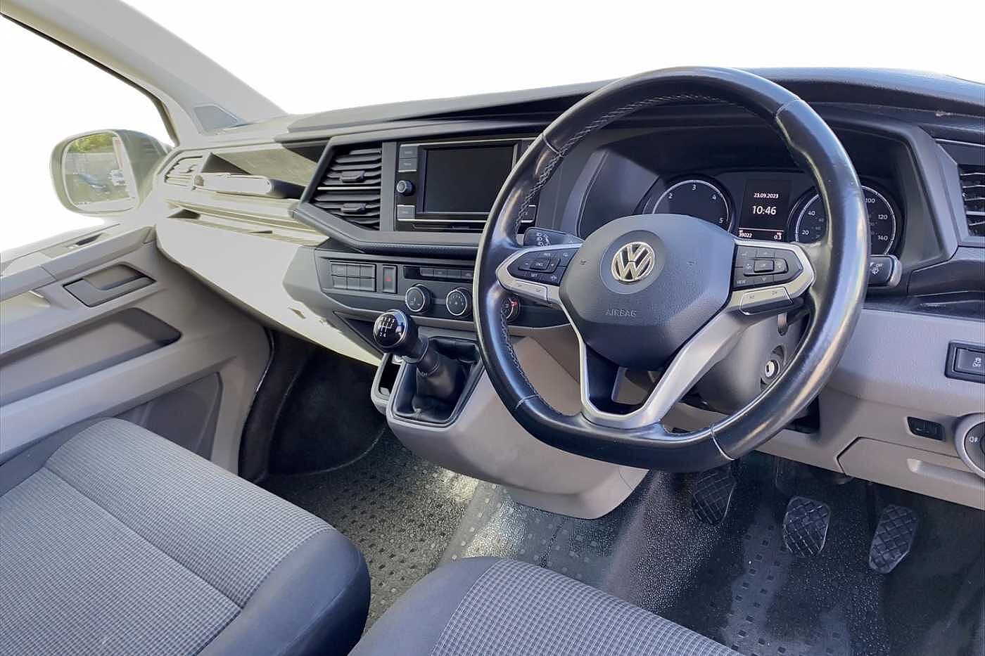 Volkswagen Transporter 2.0TDI 110ps T28 Startline BMT SWB Business Pack