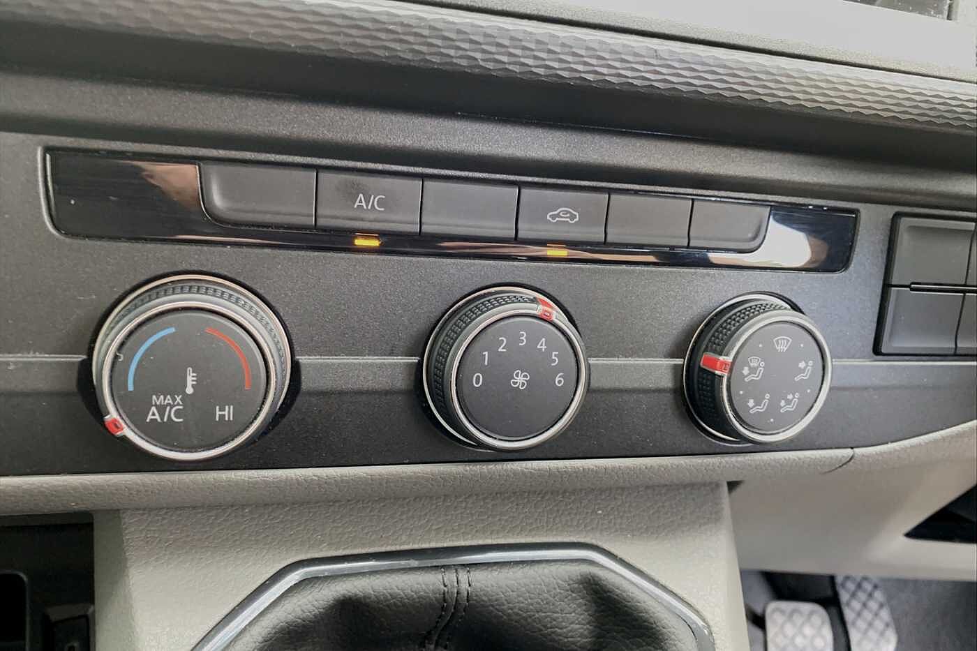 Volkswagen Transporter 2.0TDI 110ps T28 Startline BMT SWB Business Pack