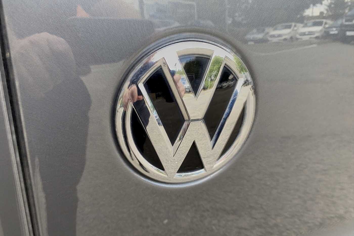 Volkswagen Transporter 2.0TDI 110ps T28 Startline BMT SWB Business Pack