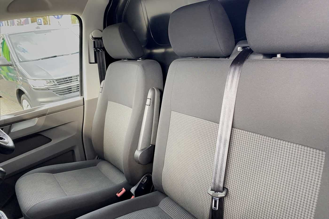 Volkswagen Transporter 2.0TDI 110ps T28 Startline BMT SWB Business Pack