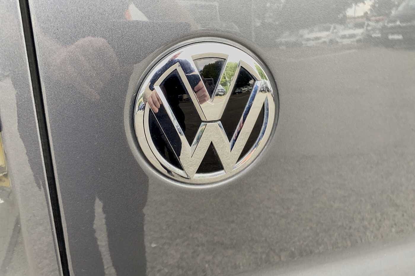 Volkswagen Transporter 2.0TDI 110ps T28 Startline BMT SWB Business Pack
