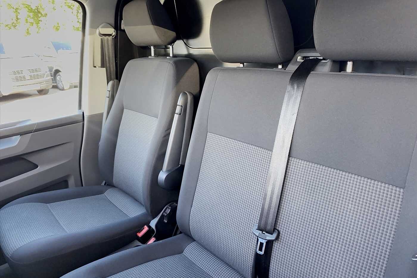 Volkswagen Transporter 2.0TDI 110ps T28 Startline BMT SWB Business Pack