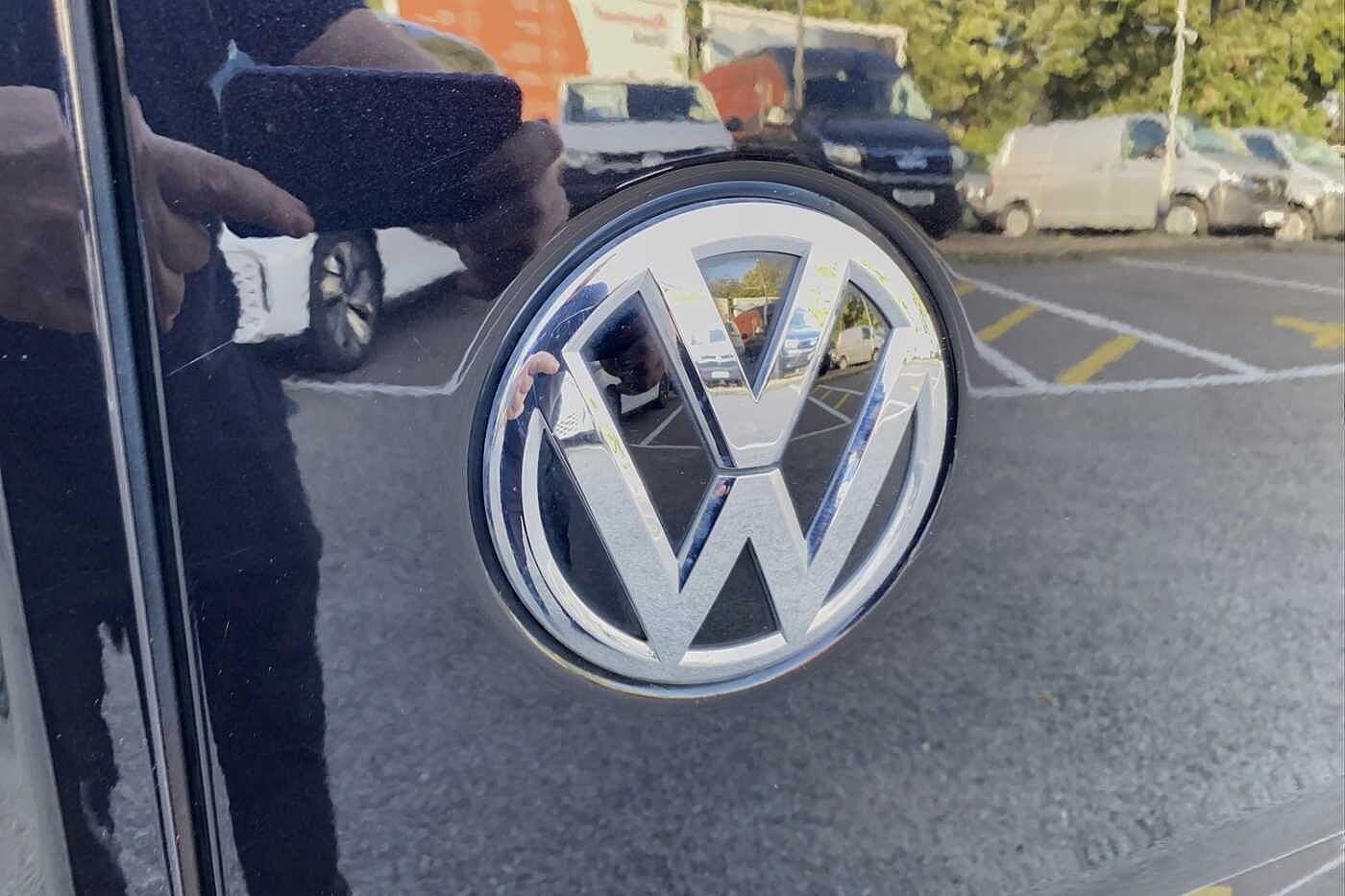 Volkswagen Transporter 2.0TDI 110ps T28 Startline BMT SWB Business Pack