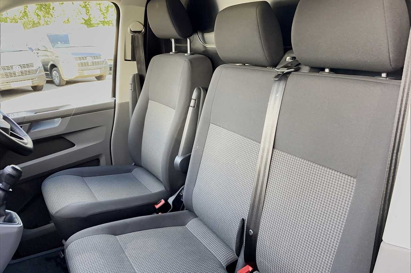 Volkswagen Transporter 2.0TDI 110ps T28 Startline BMT SWB Business Pack