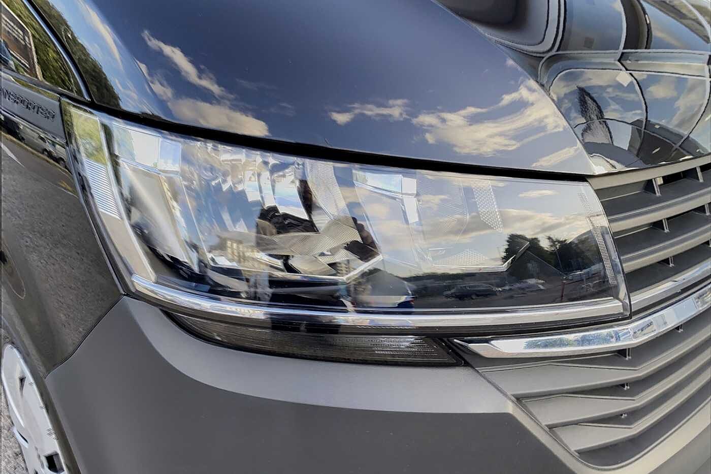 Volkswagen Transporter 2.0TDI 110ps T28 Startline BMT SWB Business Pack