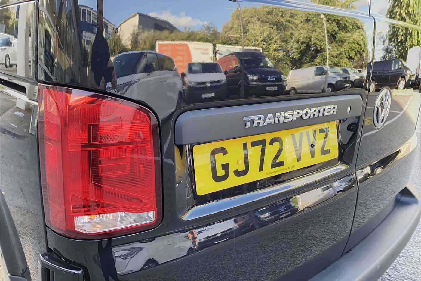 Volkswagen Transporter 2.0TDI 110ps T28 Startline BMT SWB Business Pack