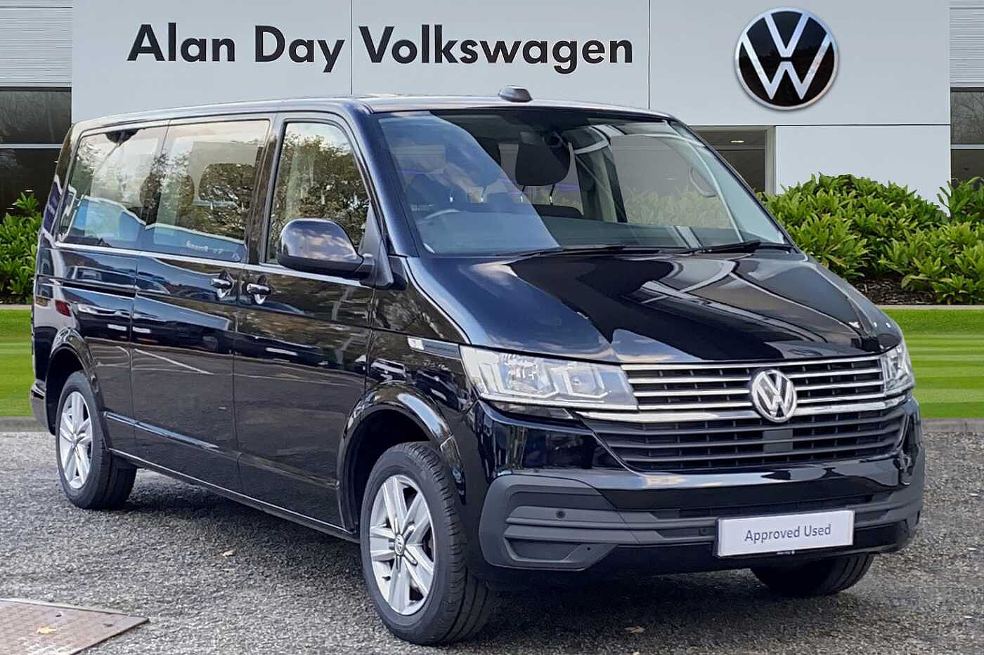 Volkswagen Transporter Shuttle T32 SE 2.0BiTDI 199ps LWB DSG 9 Seats