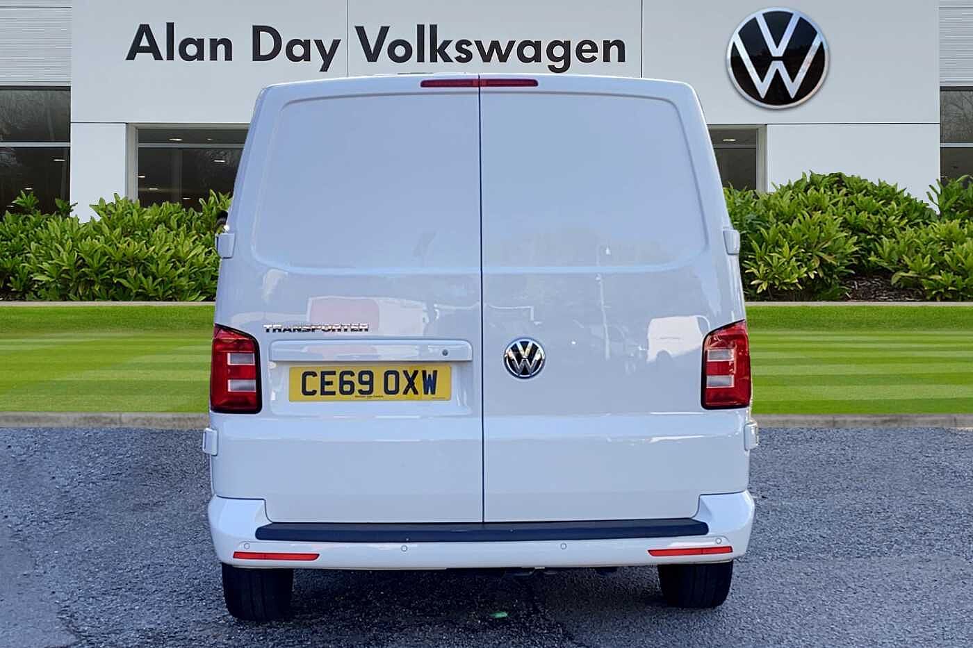 Volkswagen Transporter 2.0TDI 150ps T30 Trendline BMT SWB
