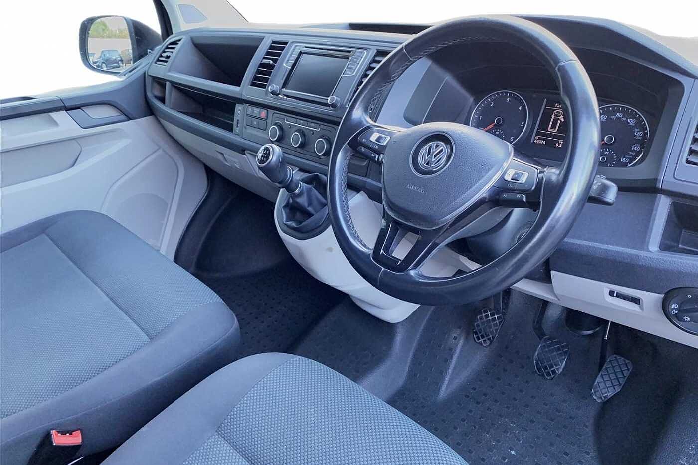 Volkswagen Transporter 2.0TDI 150PS T28 Highline BMT SWB