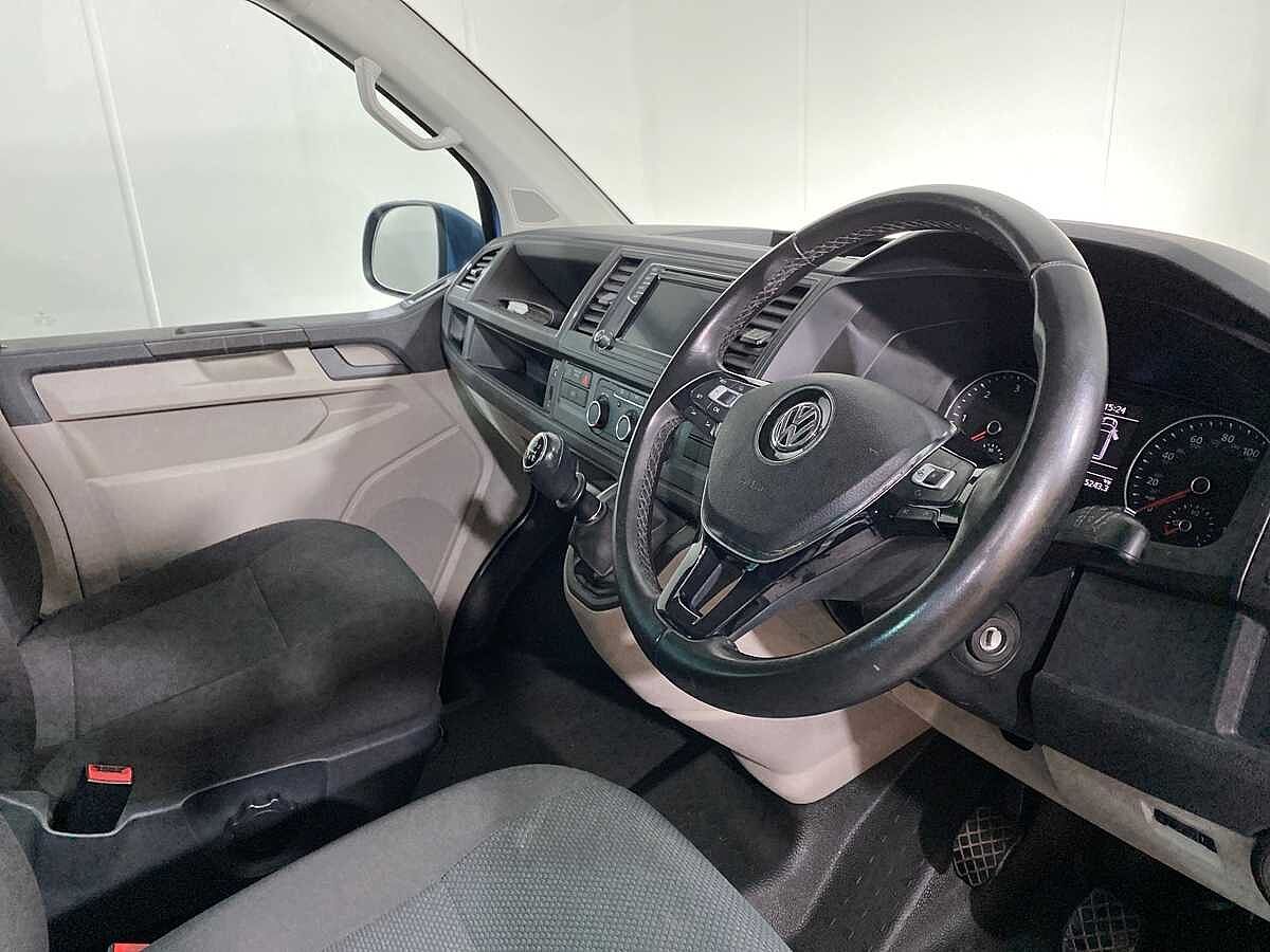 Volkswagen Transporter T32 Lwb Diesel 2.0 TDI Bmt 150 Highline Kombi Van
