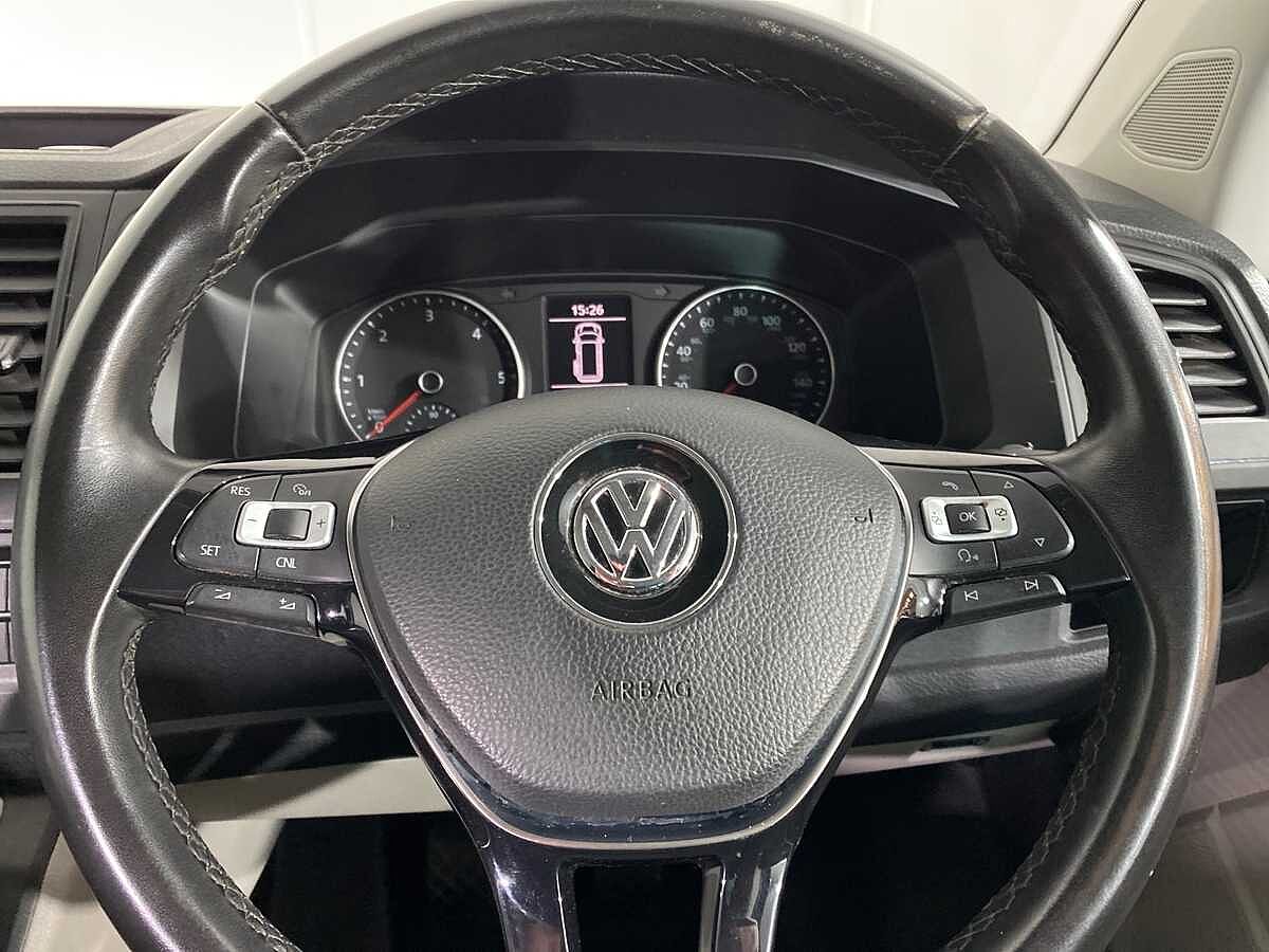 Volkswagen Transporter T32 Lwb Diesel 2.0 TDI Bmt 150 Highline Kombi Van