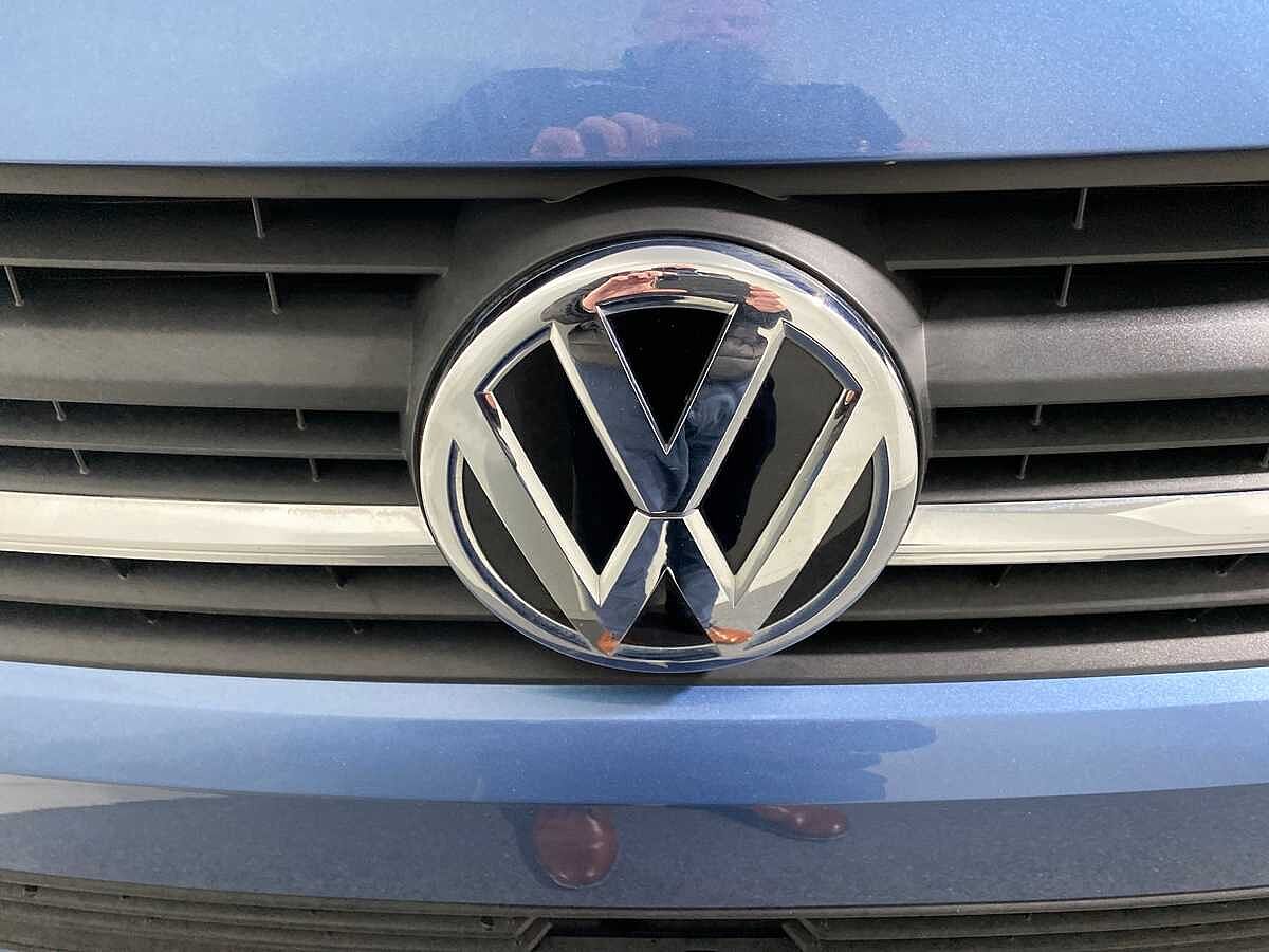 Volkswagen Transporter T32 Lwb Diesel 2.0 TDI Bmt 150 Highline Kombi Van