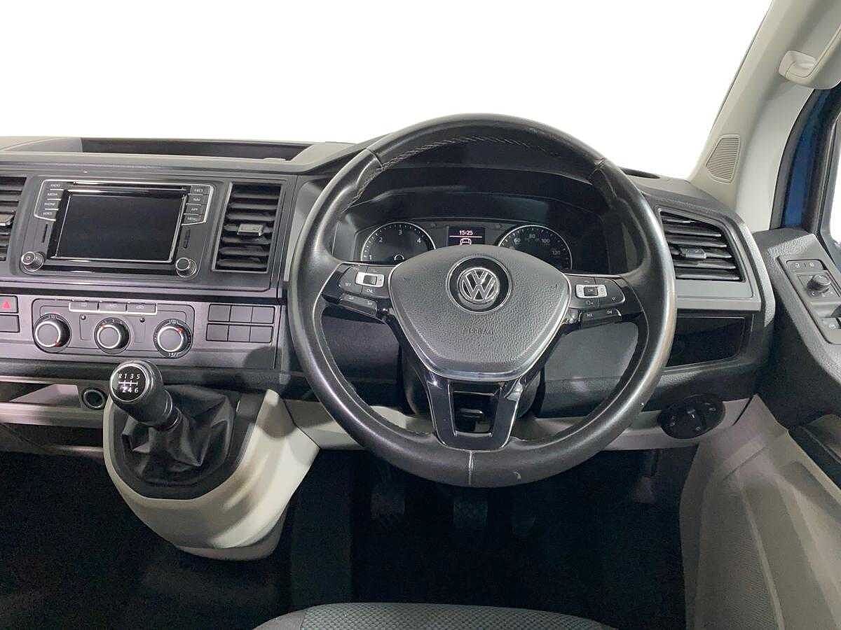 Volkswagen Transporter T32 Lwb Diesel 2.0 TDI Bmt 150 Highline Kombi Van