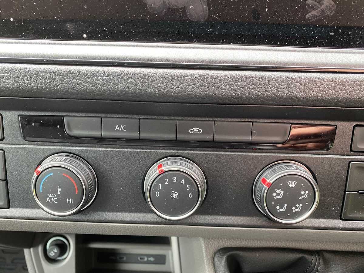 Volkswagen Crafter Cr35 Lwb Diesel Fwd 2.0 TDI 177Ps Trendline High Roof Van