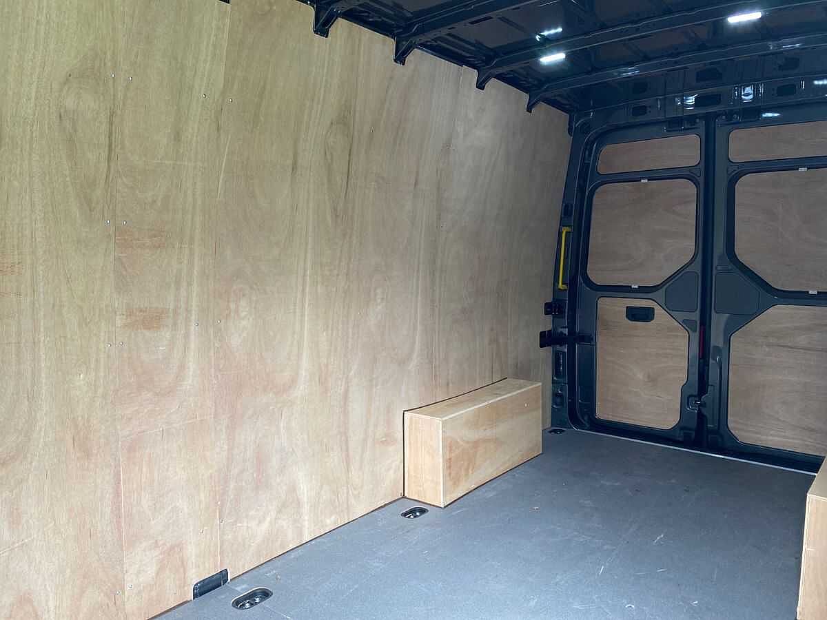 Volkswagen Crafter Cr35 Lwb Diesel Fwd 2.0 TDI 177Ps Trendline High Roof Van