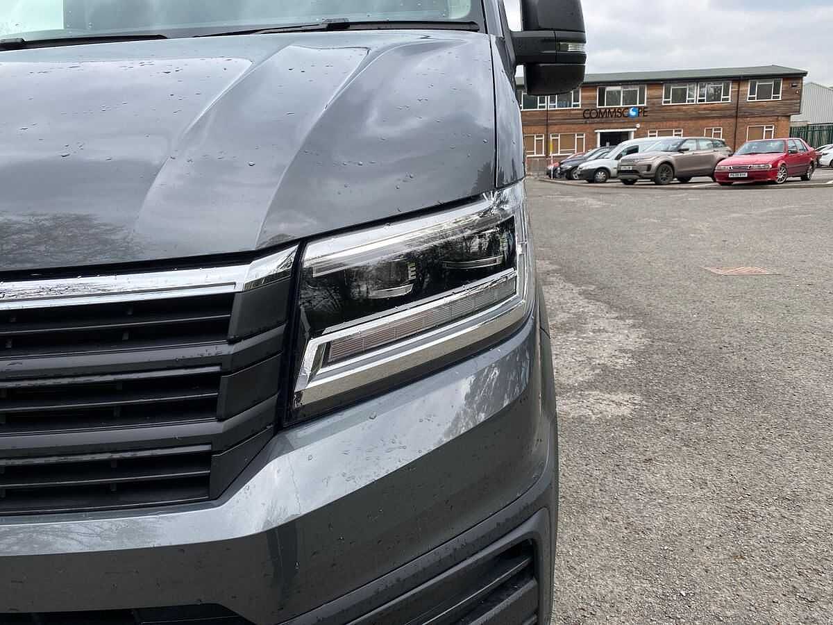 Volkswagen Crafter Cr35 Lwb Diesel Fwd 2.0 TDI 177Ps Trendline High Roof Van