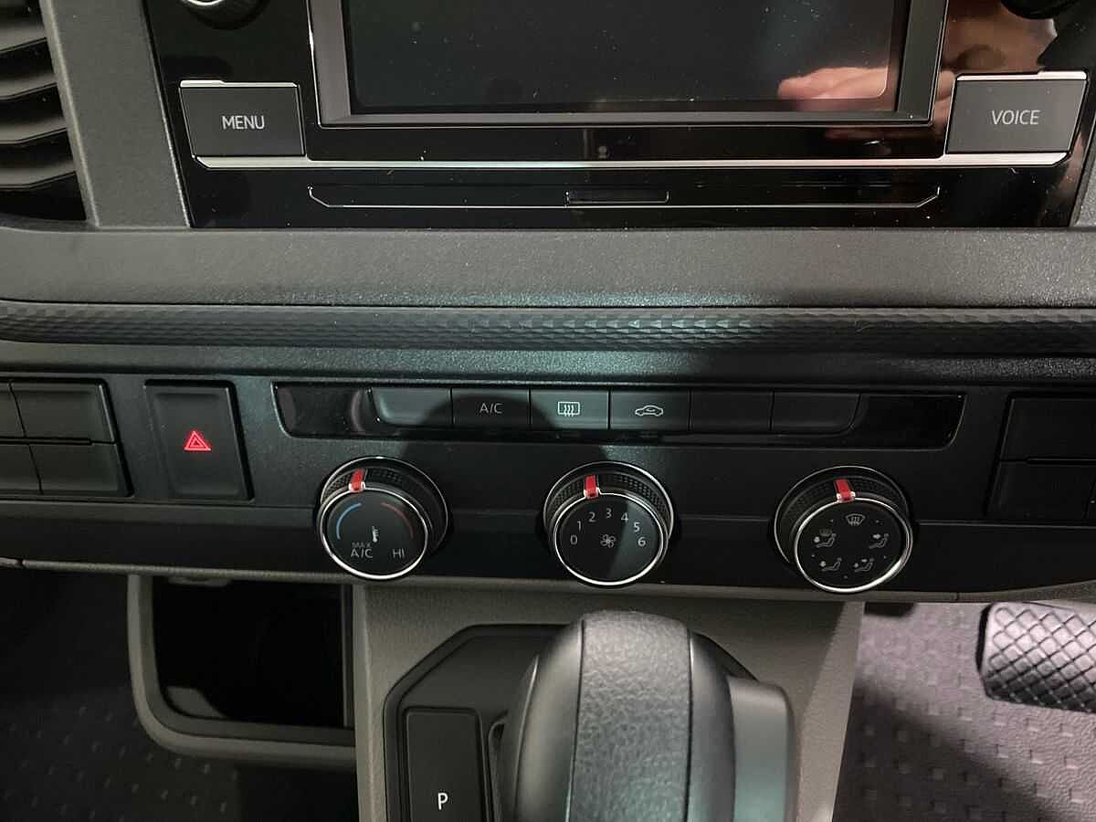 Volkswagen Transporter T32 Swb Diesel 2.0 TDI 150 Highline Kombi Van DSG
